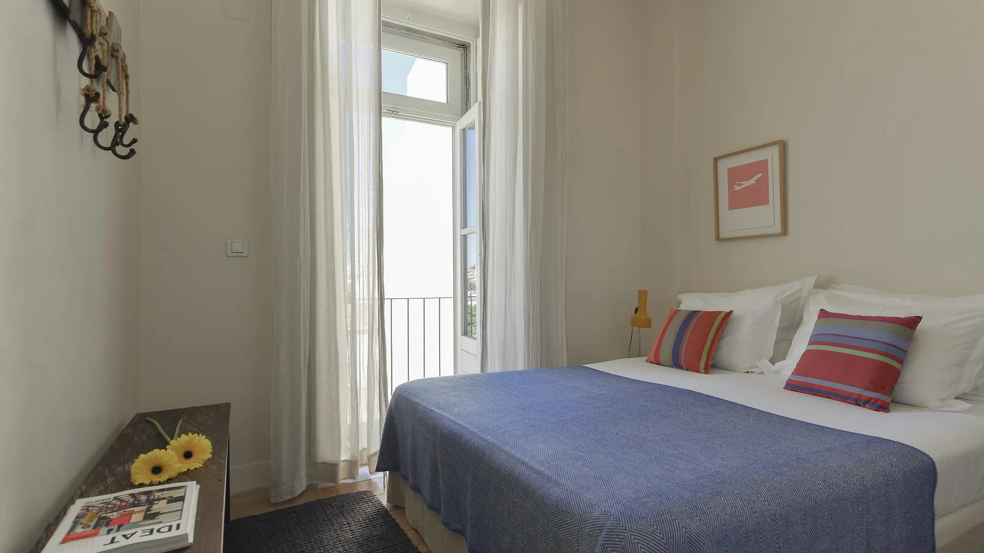 Guest house Casa Das Janelas Com Vista Lisbon