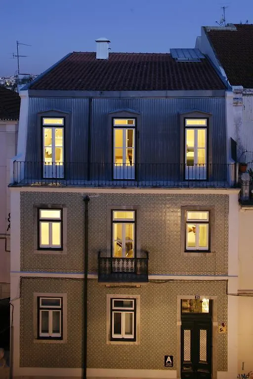 Casa Das Janelas Com Vista Lisbon 4*,