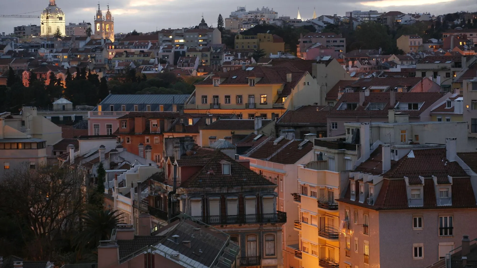 Casa Das Janelas Com Vista Lisboa 4*,