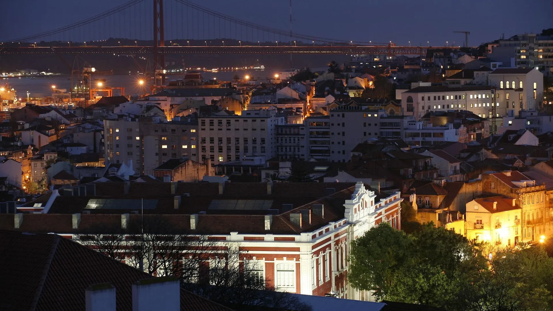 Hotel Casa Das Janelas Com Vista à Lisboa Portugal