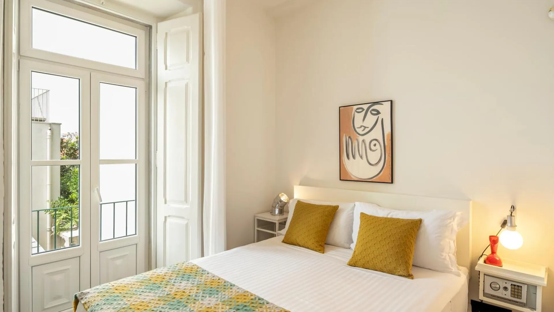 Casa Das Janelas Com Vista Лиссабон
